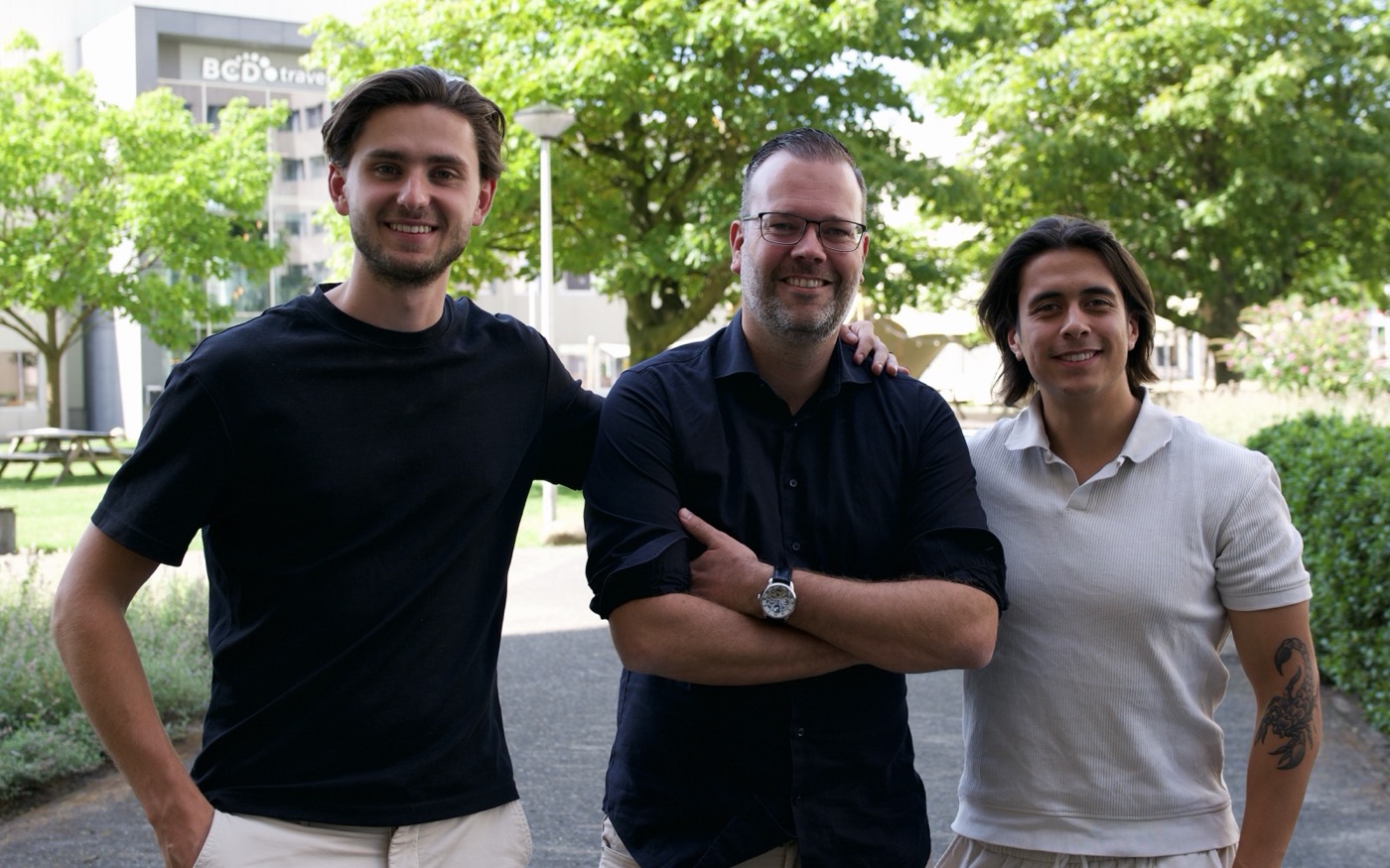 Dennis Mulder (midden) met Jamar en Stephan